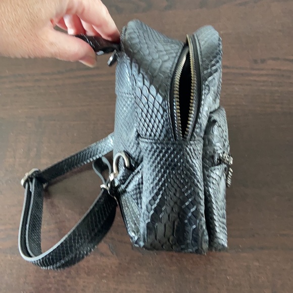 BCBG mini backpack - Picture 5 of 9